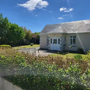 Peaceful Farm In Menlough Near Mountbellew, Ballinasloe, Athlone & Holiday home